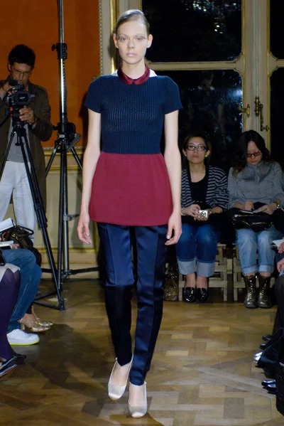 Look 13